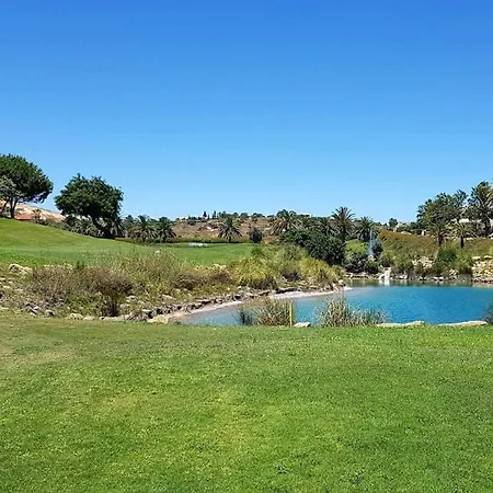 Sea View Апартаменты *